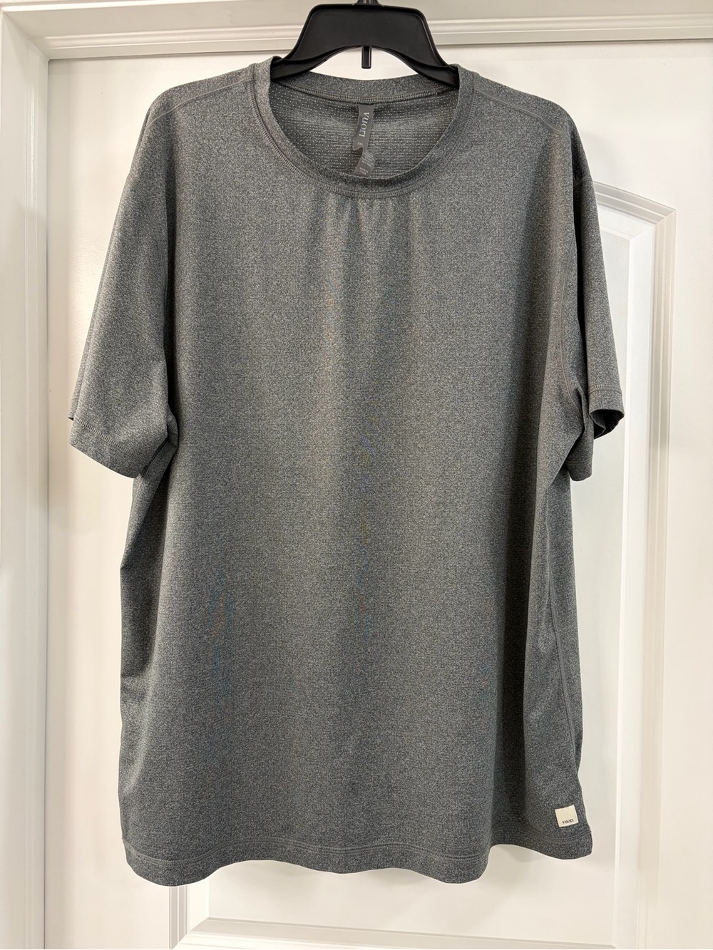 Vuori Mens Tradewind Performance 2.0 Tee Shirt Size XXL Breathable Perforated